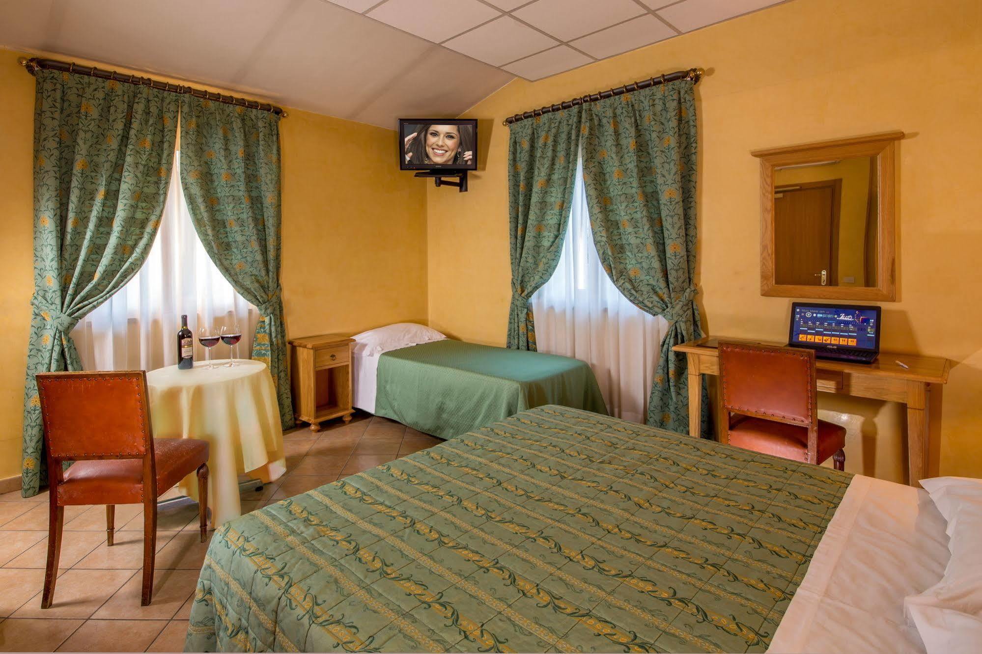 Hotel Fidene روما المظهر الخارجي الصورة